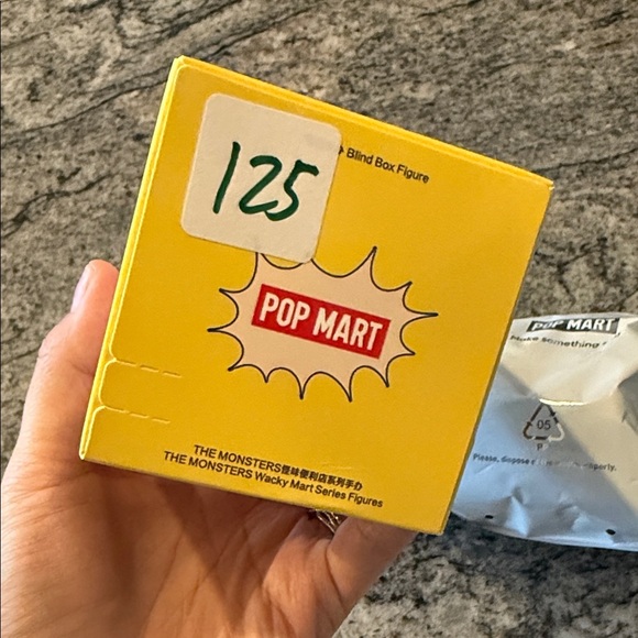 Popmart The Monsters Wacky Mart Figure handmade sandwich - Picture 8 of 9